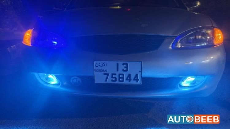 هيونداي افانتي 1996