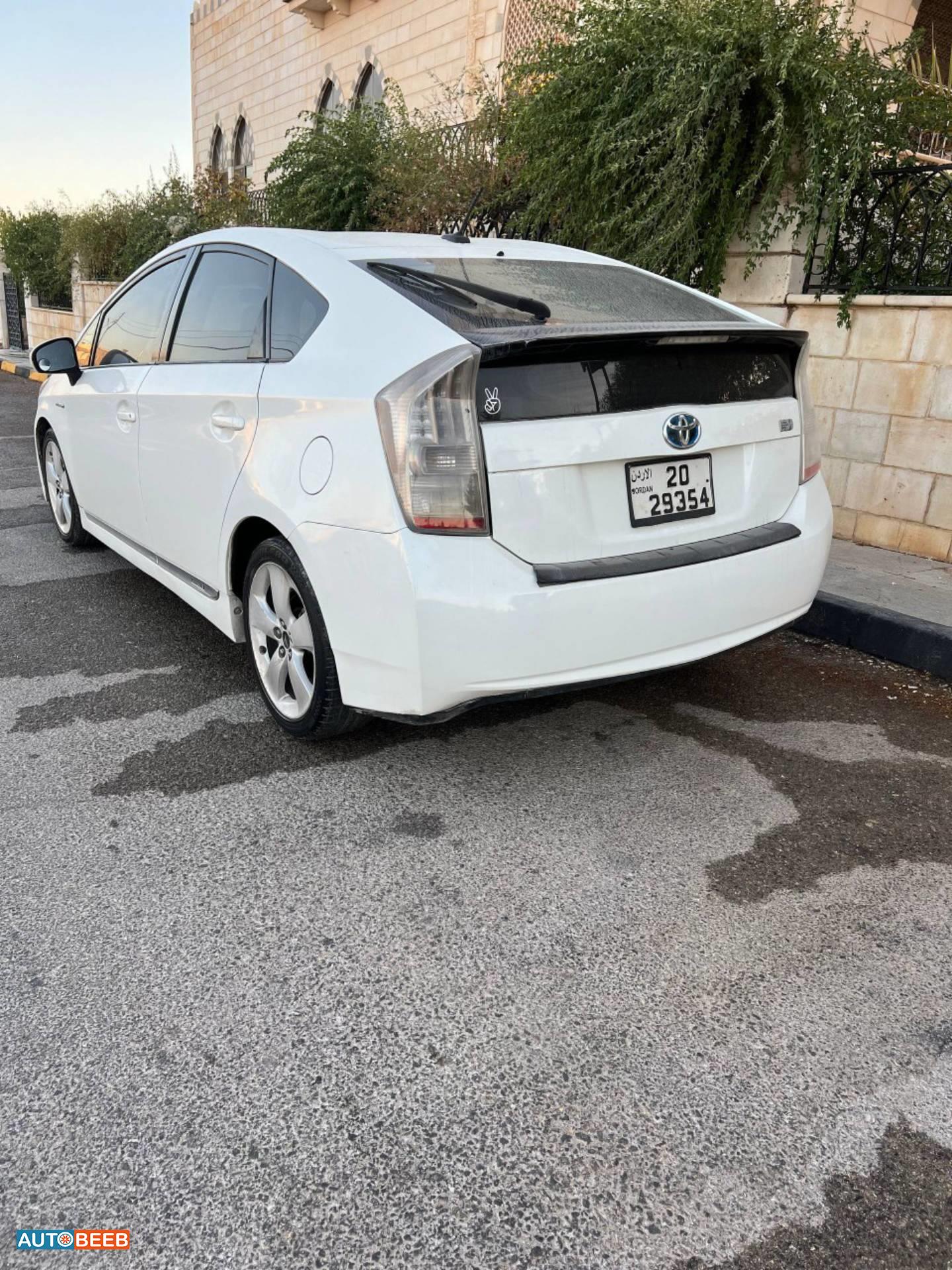 تويوتا بريوس 2010