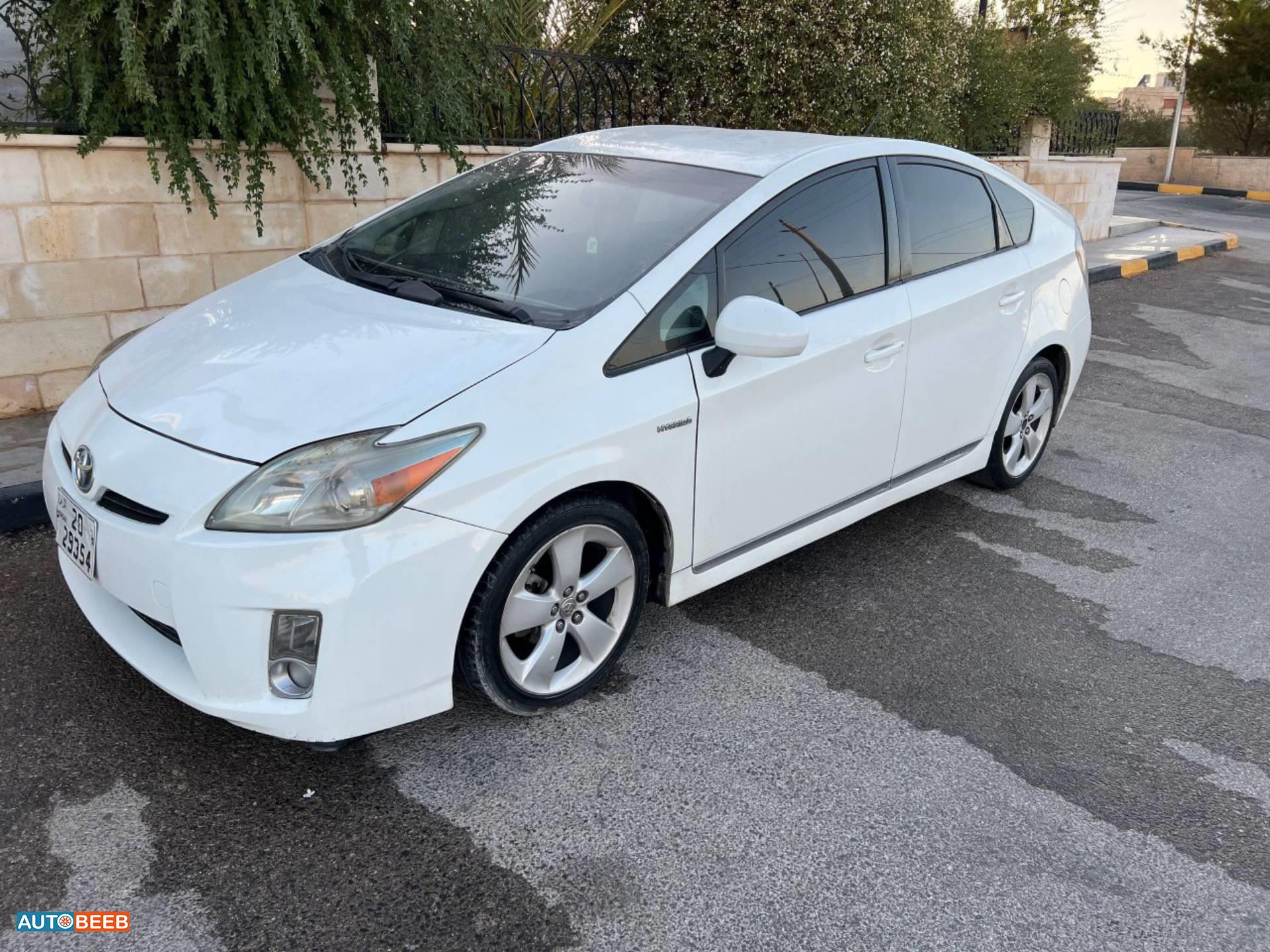 تويوتا بريوس 2010