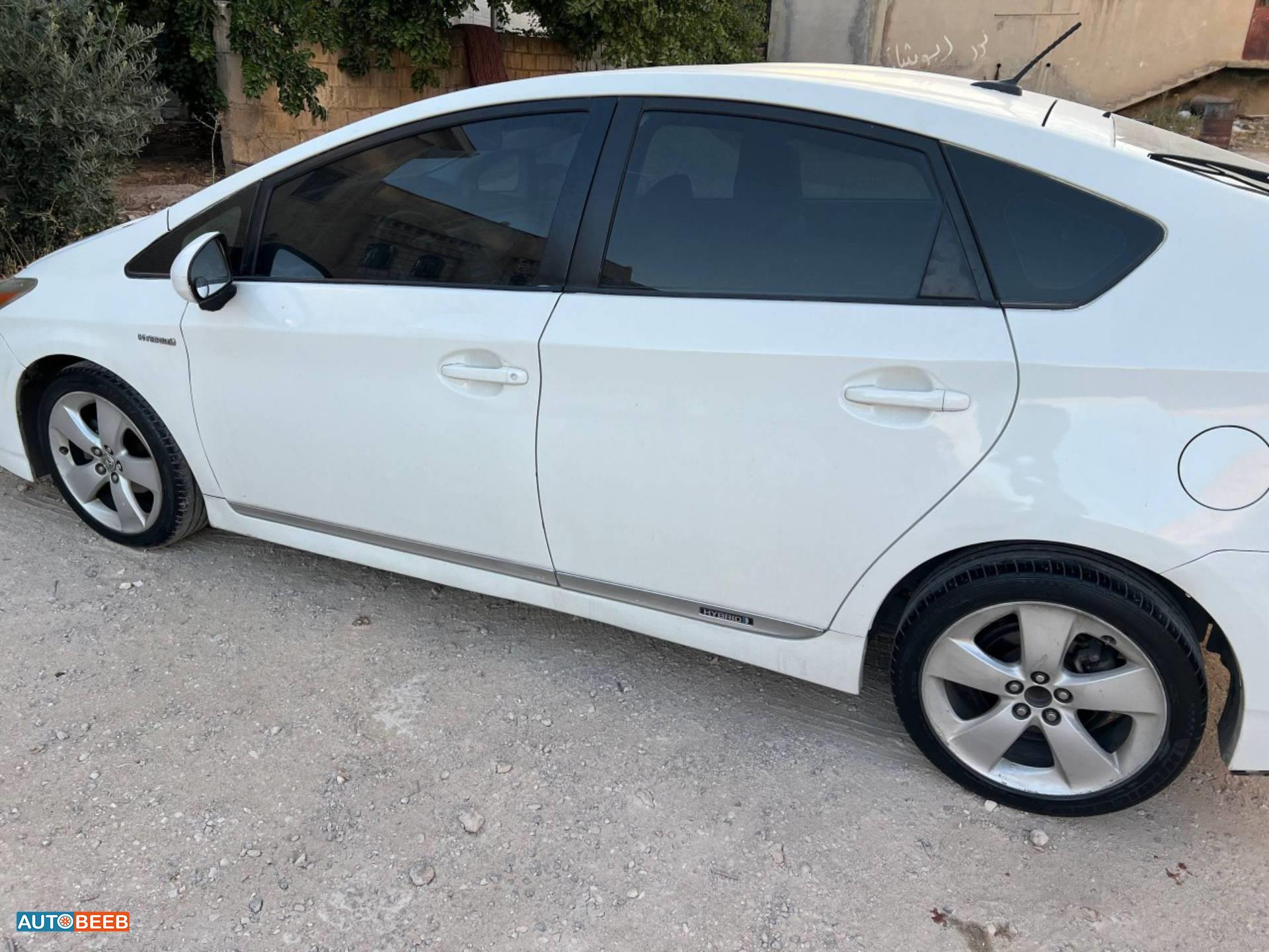 تويوتا بريوس 2010