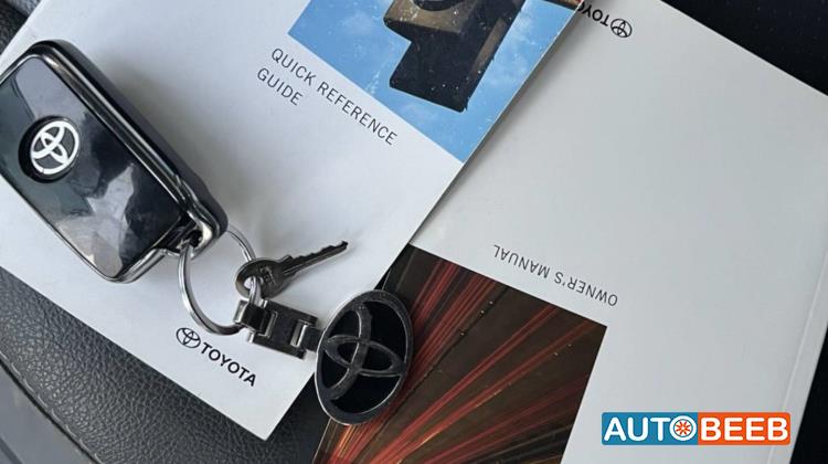 تويوتا بريوس 2010