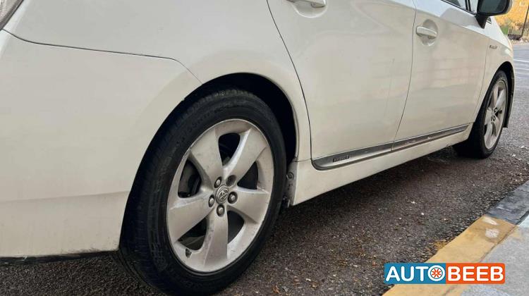 تويوتا بريوس 2010