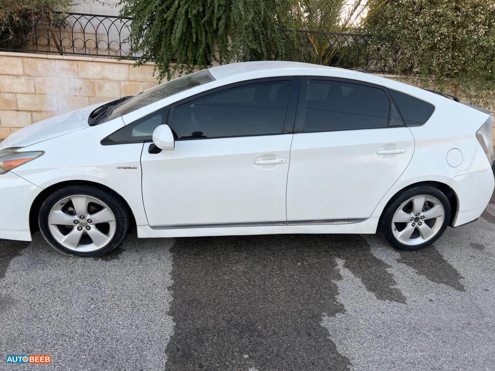 تويوتا بريوس 2010