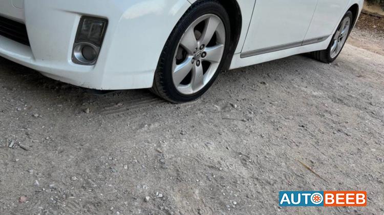 تويوتا بريوس 2010