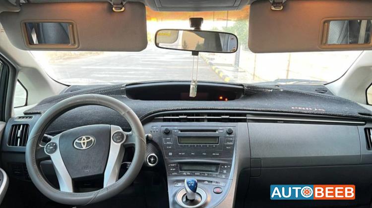 تويوتا بريوس 2010