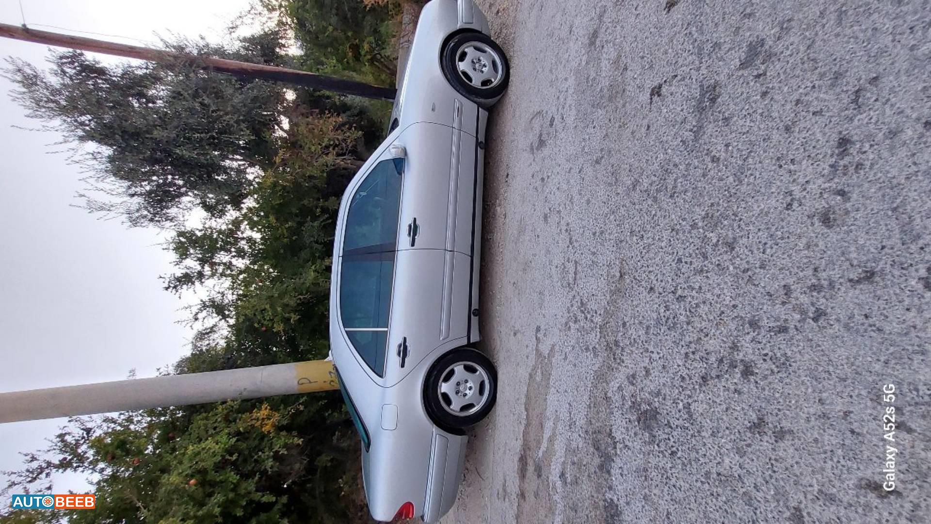 Mercedes Benz E200 1999