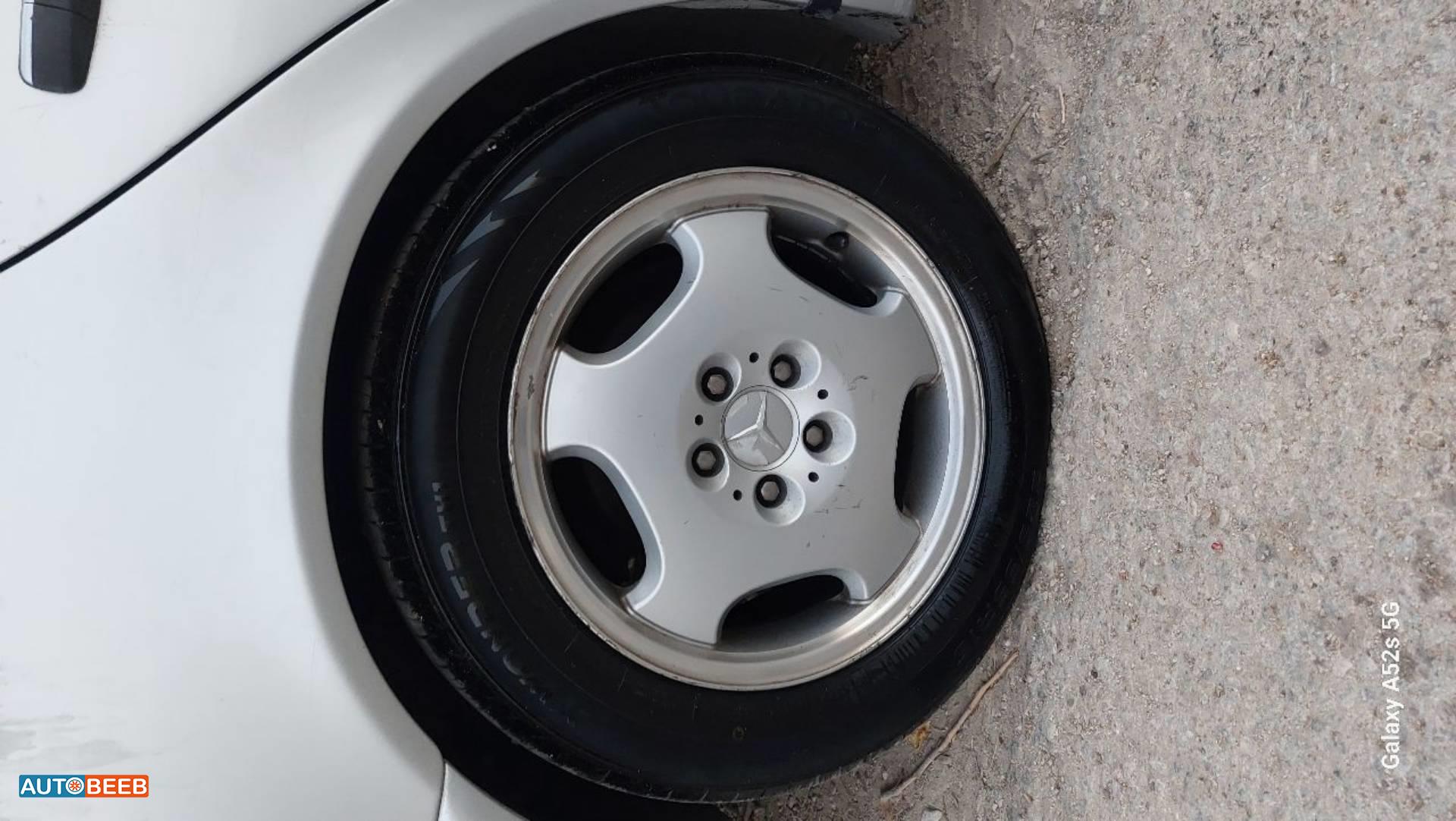 Mercedes Benz E200 1999