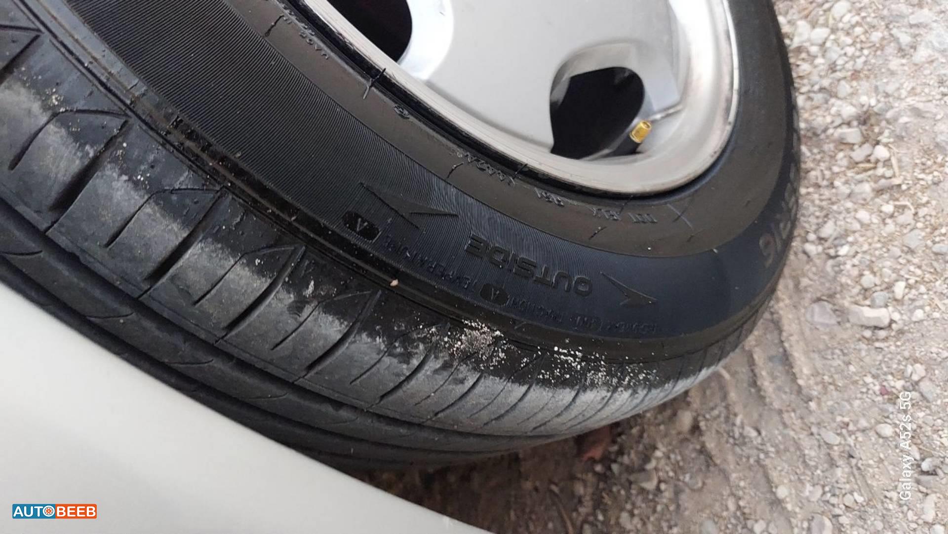 Mercedes Benz E200 1999