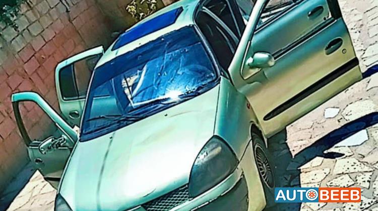 رينو كليو 2003