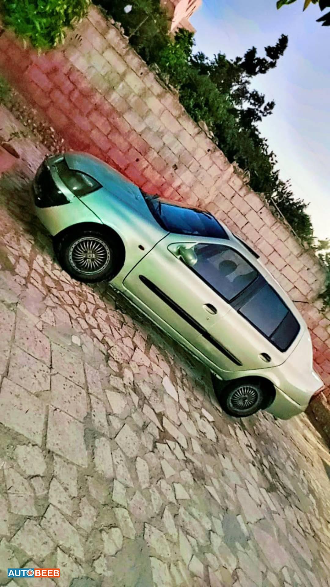 رينو كليو 2003