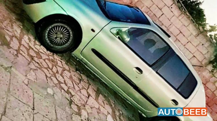 رينو كليو 2003