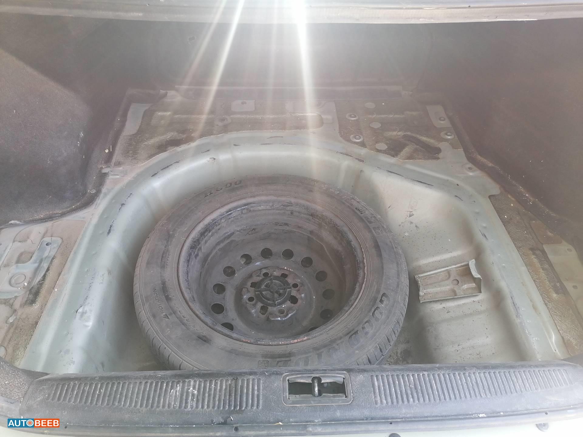 هيونداي النترا 2005