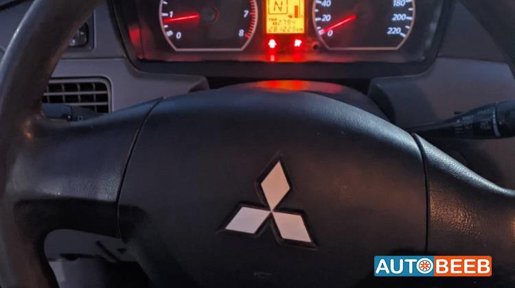 ميتسوبيشي لانسر 2011