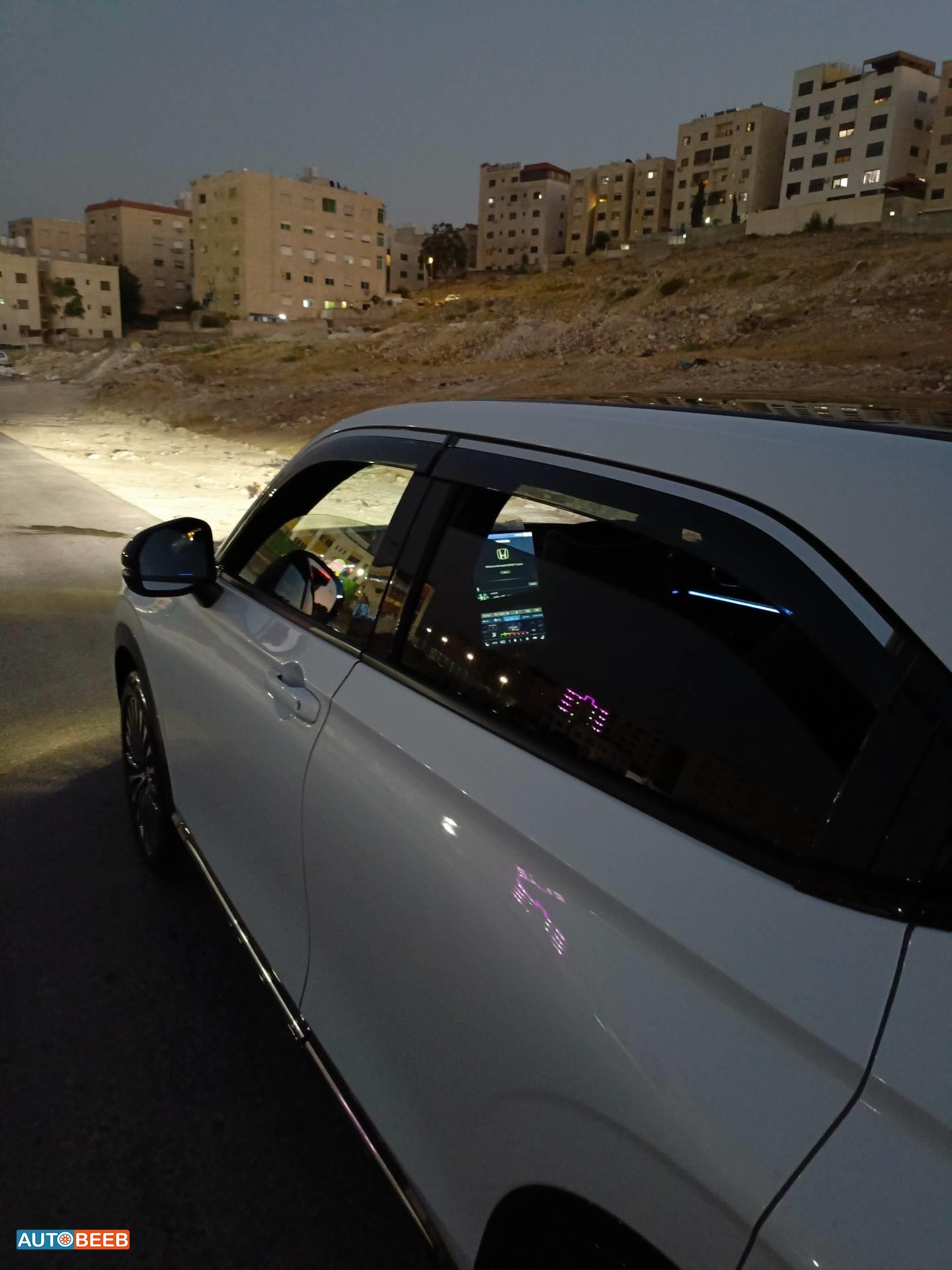 هوندا e:NS1 2023