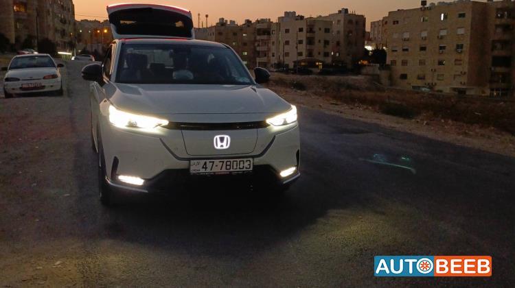 هوندا e:NS1 2023