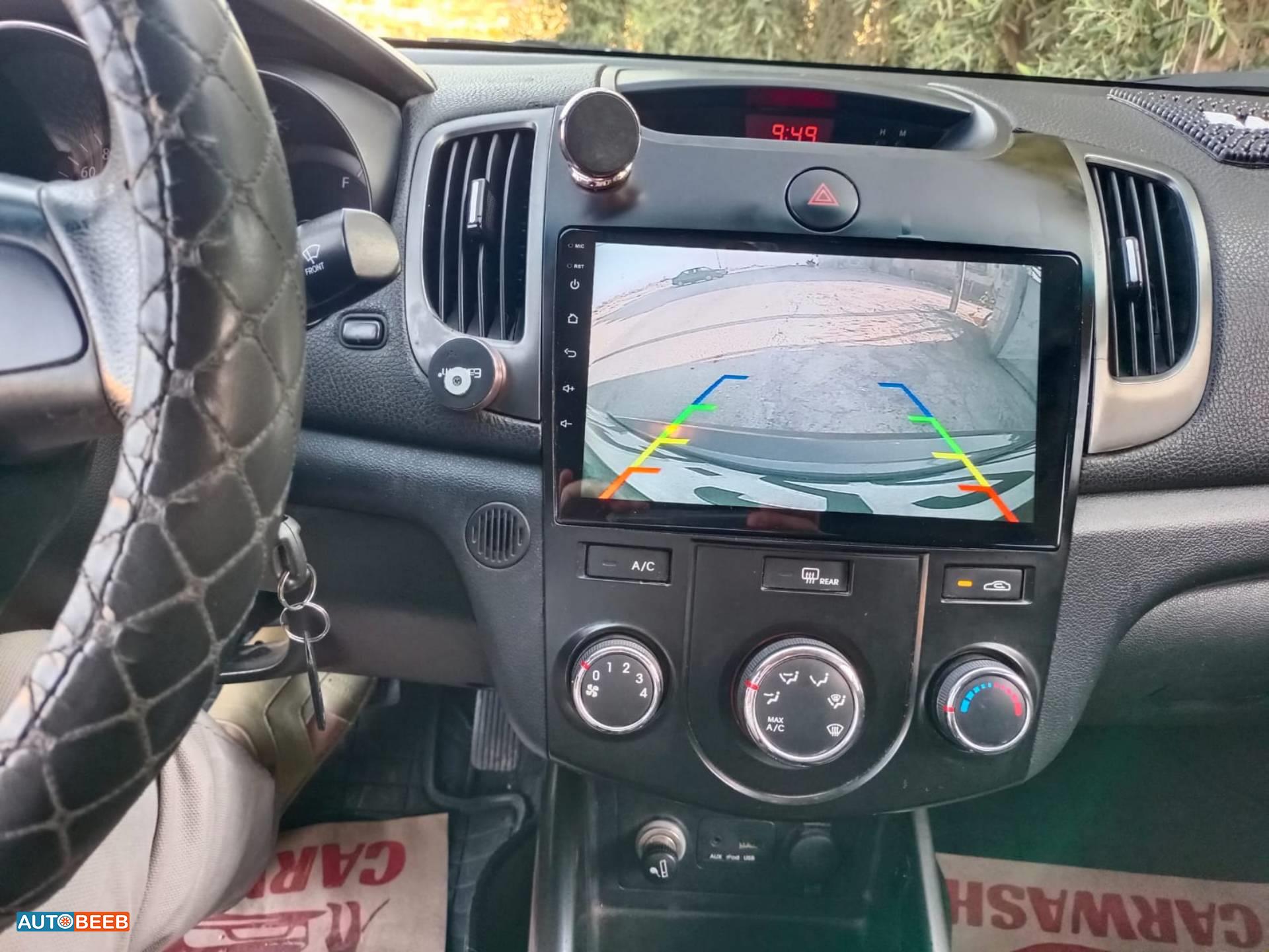 كيا فورتي 2011