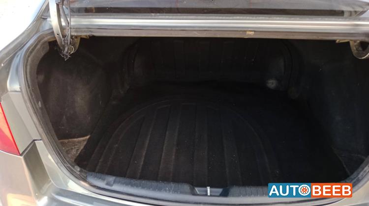 كيا فورتي 2011