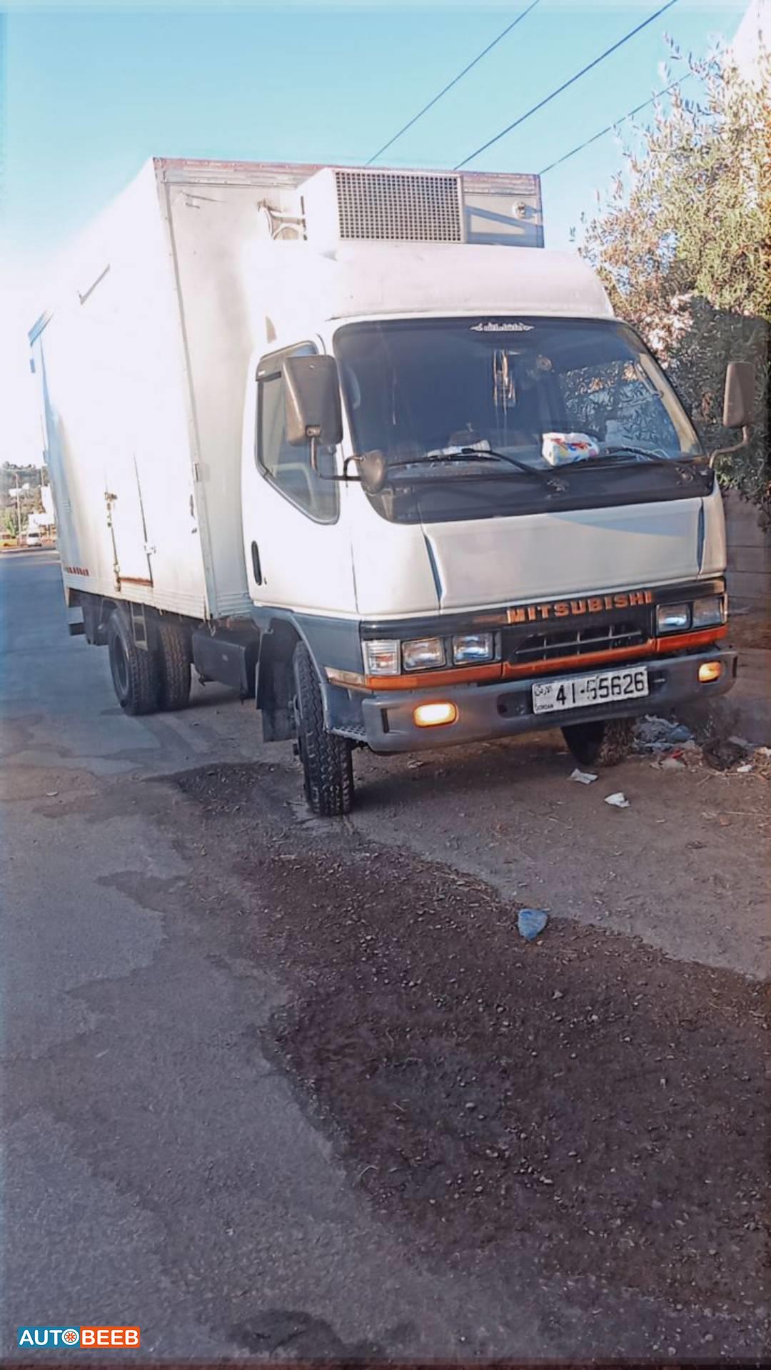 Mitsubishi Canter 2002
