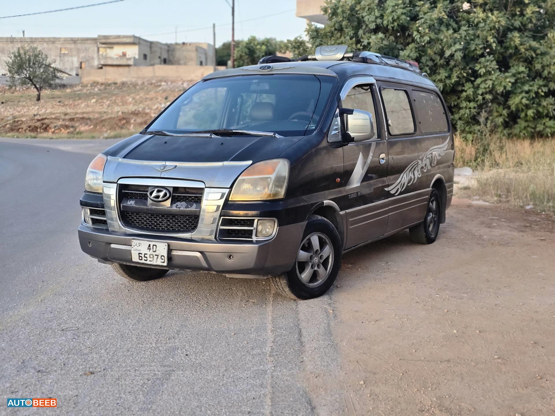 Minibus Hyundai 2004