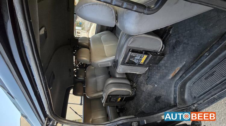 Minibus Hyundai 2004