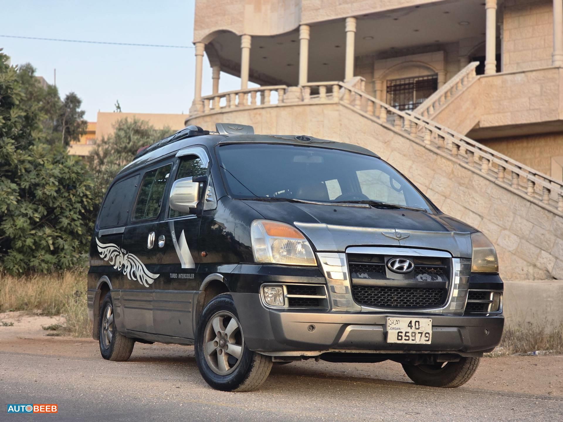 Minibus Hyundai 2004