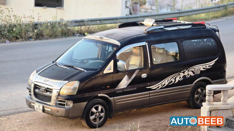 Minibus Hyundai 2004