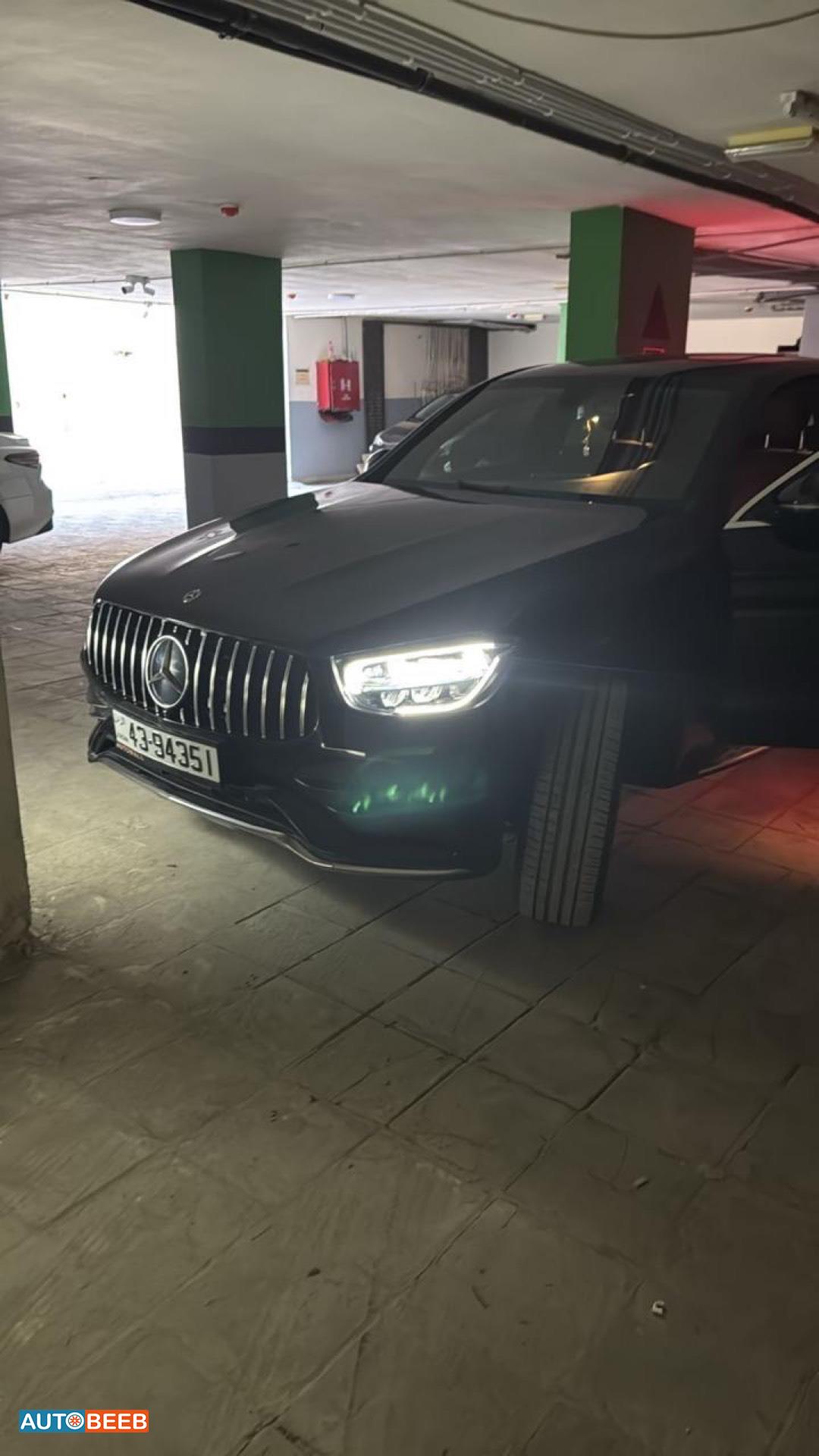 مرسيدس بنز GLC300e 2021
