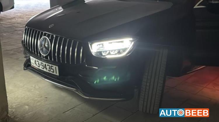 مرسيدس بنز GLC300e 2021