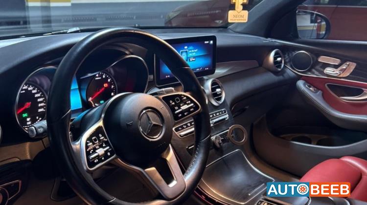 مرسيدس بنز GLC300e 2021