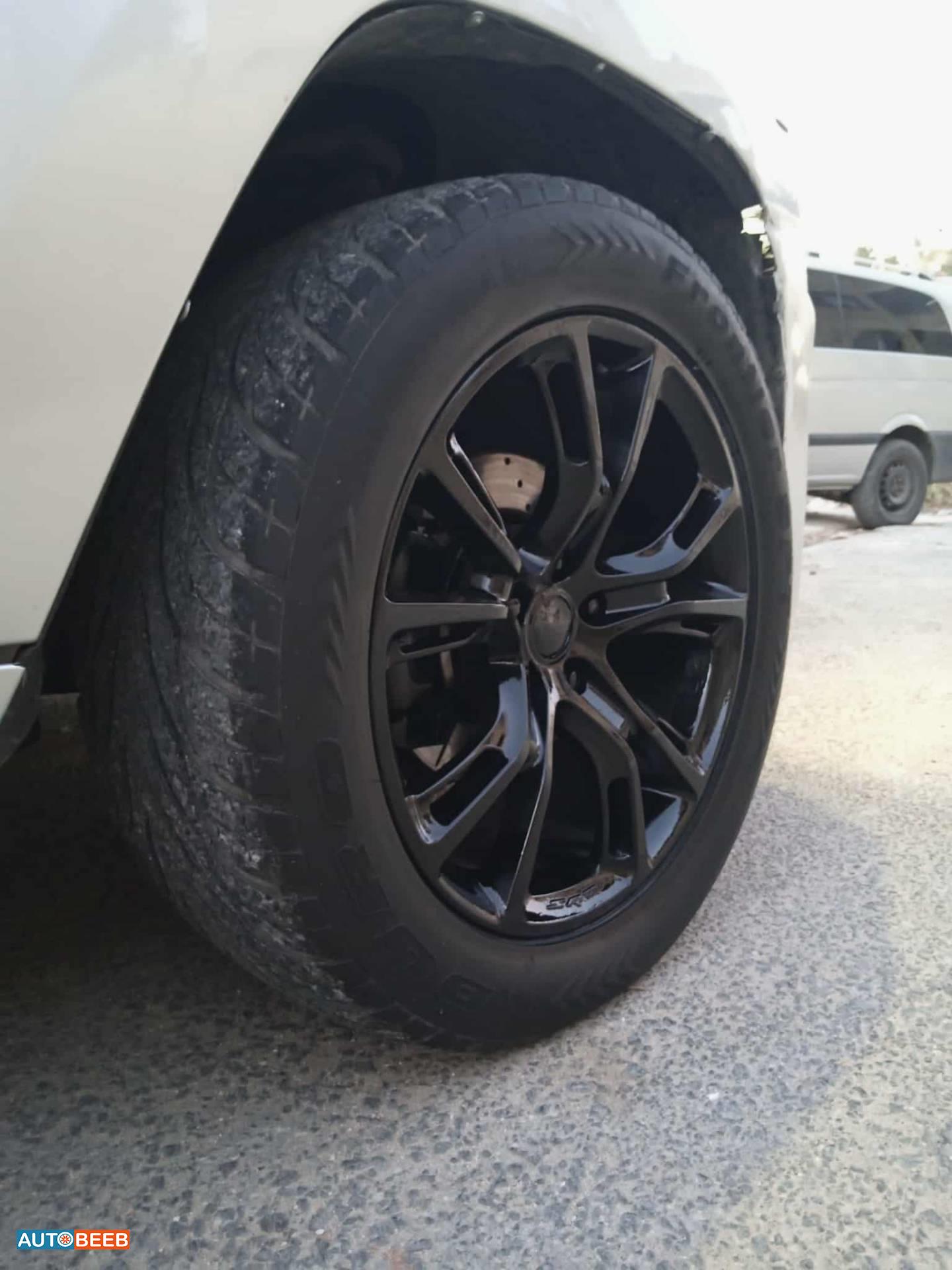 جيب جراند شيروكي 2006