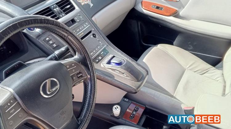 Lexus HS250h 2010