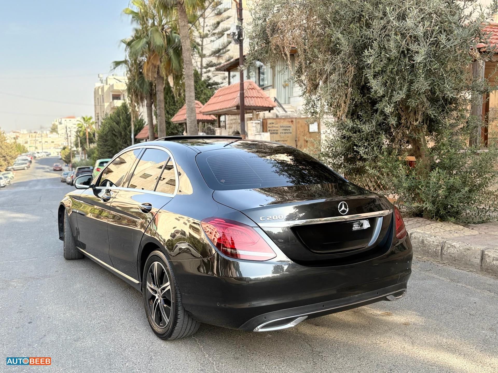 مرسيدس بنز C200 2021