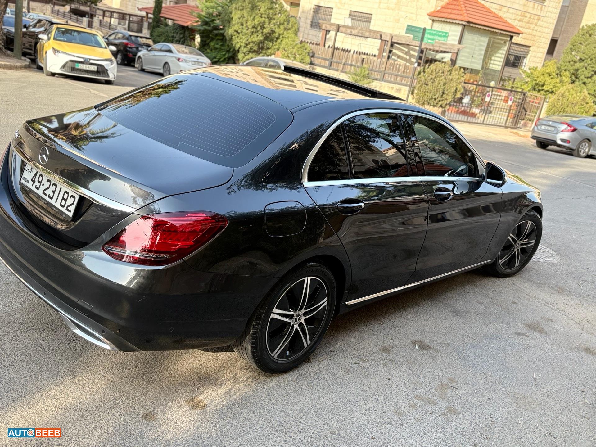 مرسيدس بنز C200 2021