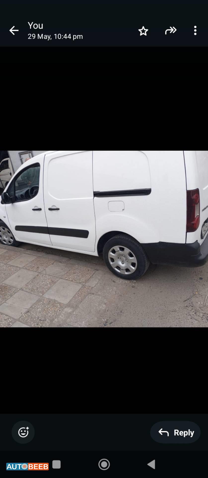 Minivan Peugeot 2014