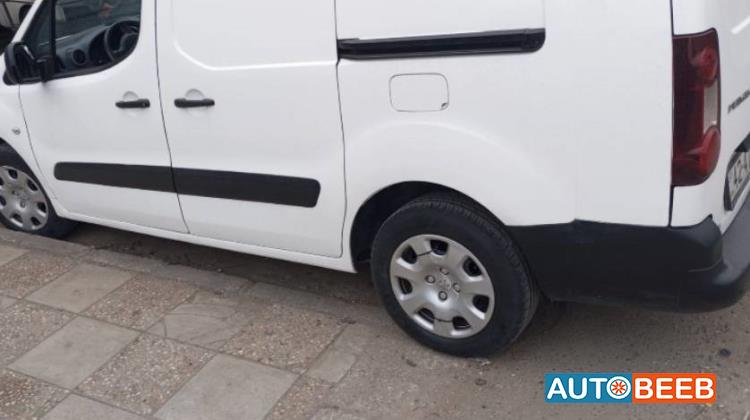 Minivan Peugeot 2014