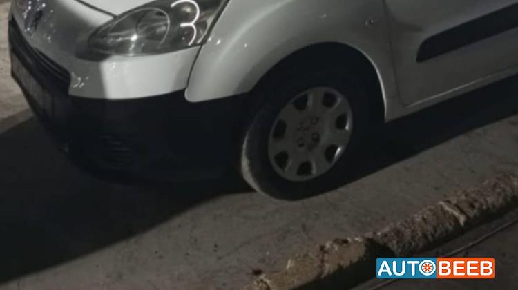 Minivan Peugeot 2014