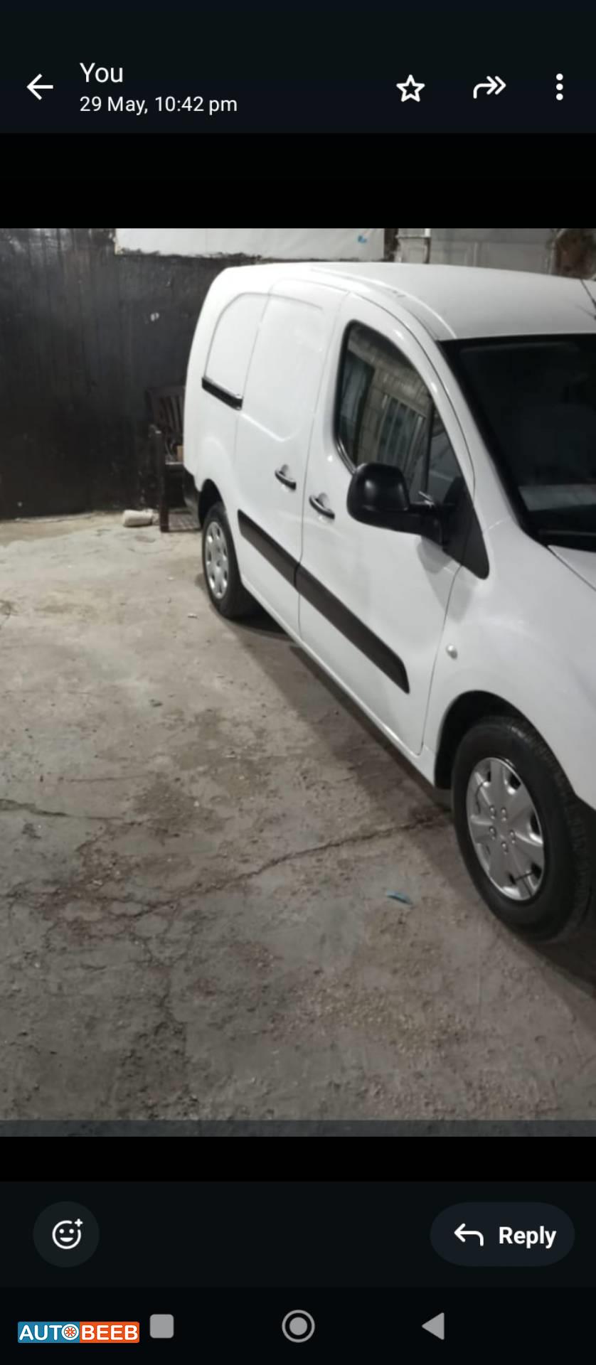 Minivan Peugeot 2014