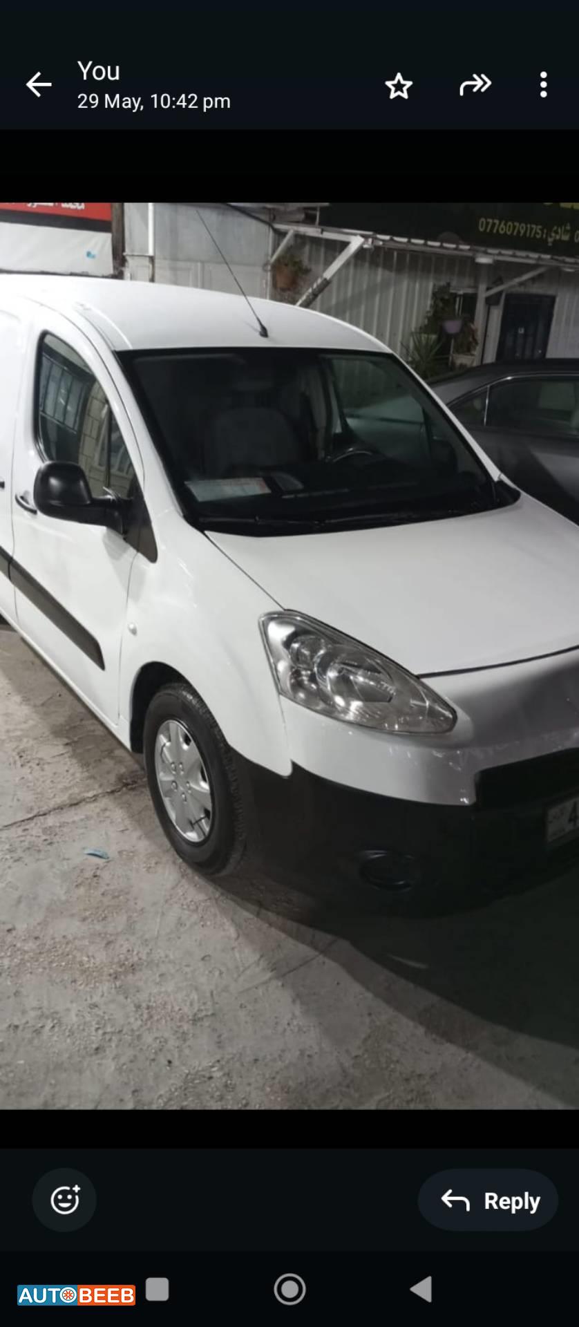 Minivan Peugeot 2014