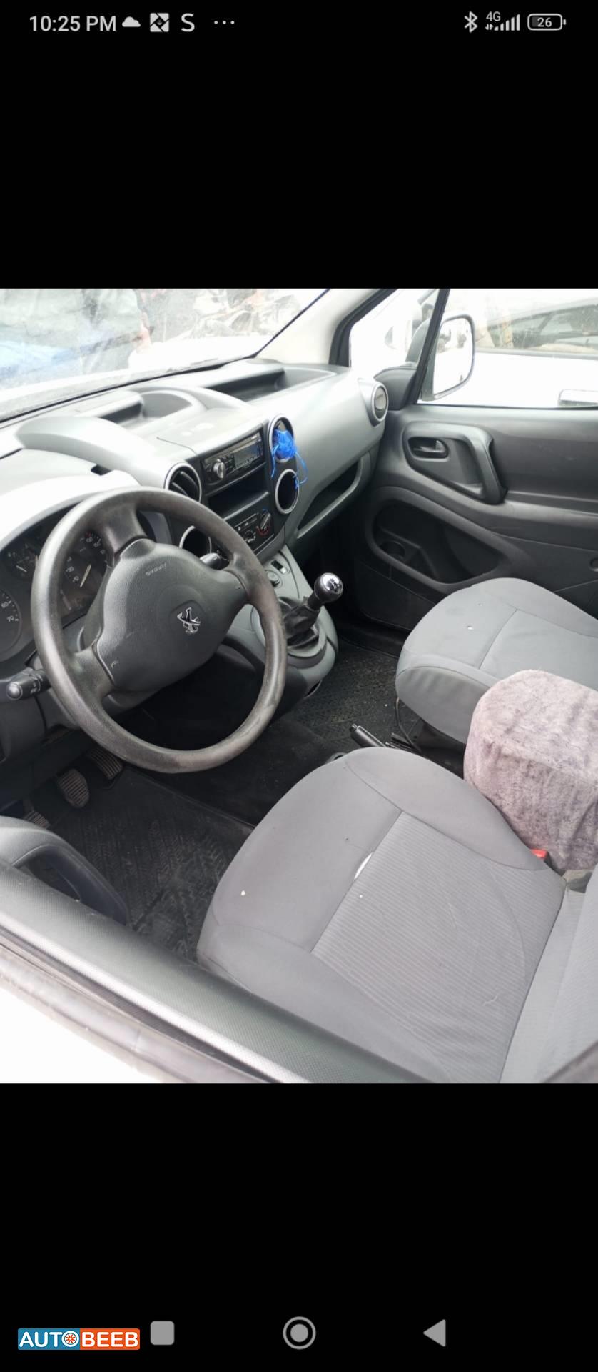 Minivan Peugeot 2014