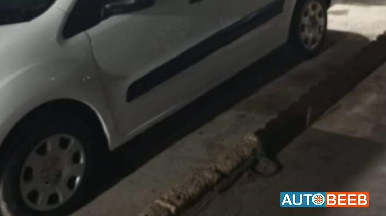 Minivan Peugeot 2014