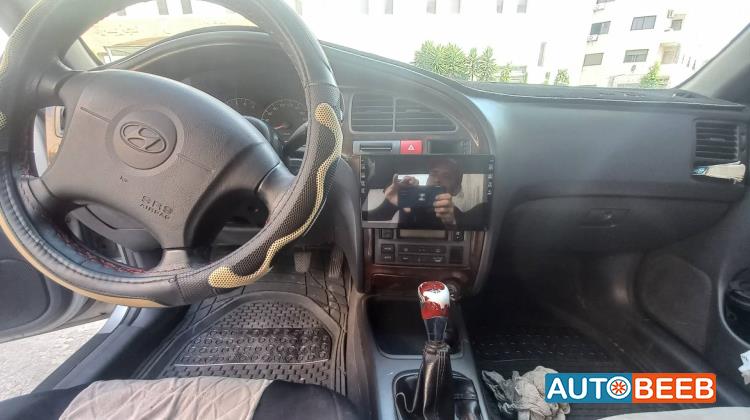 هيونداي افانتي 2001