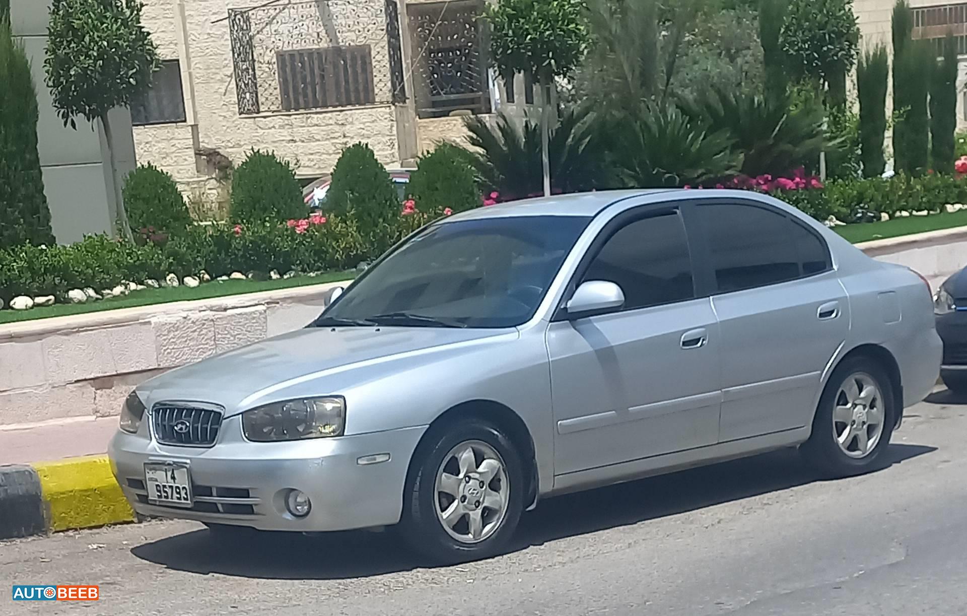 هيونداي افانتي 2001