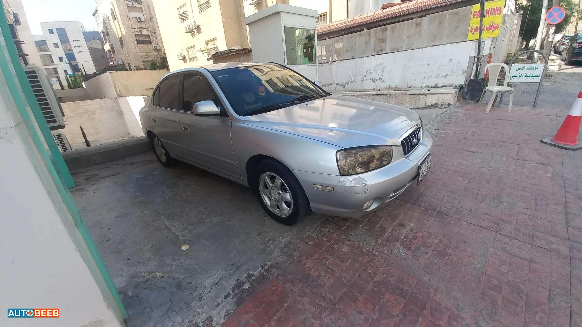 هيونداي افانتي 2001