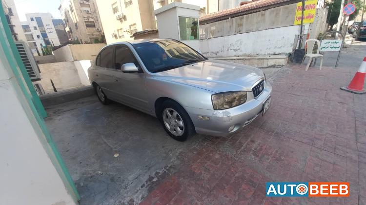 هيونداي افانتي 2001