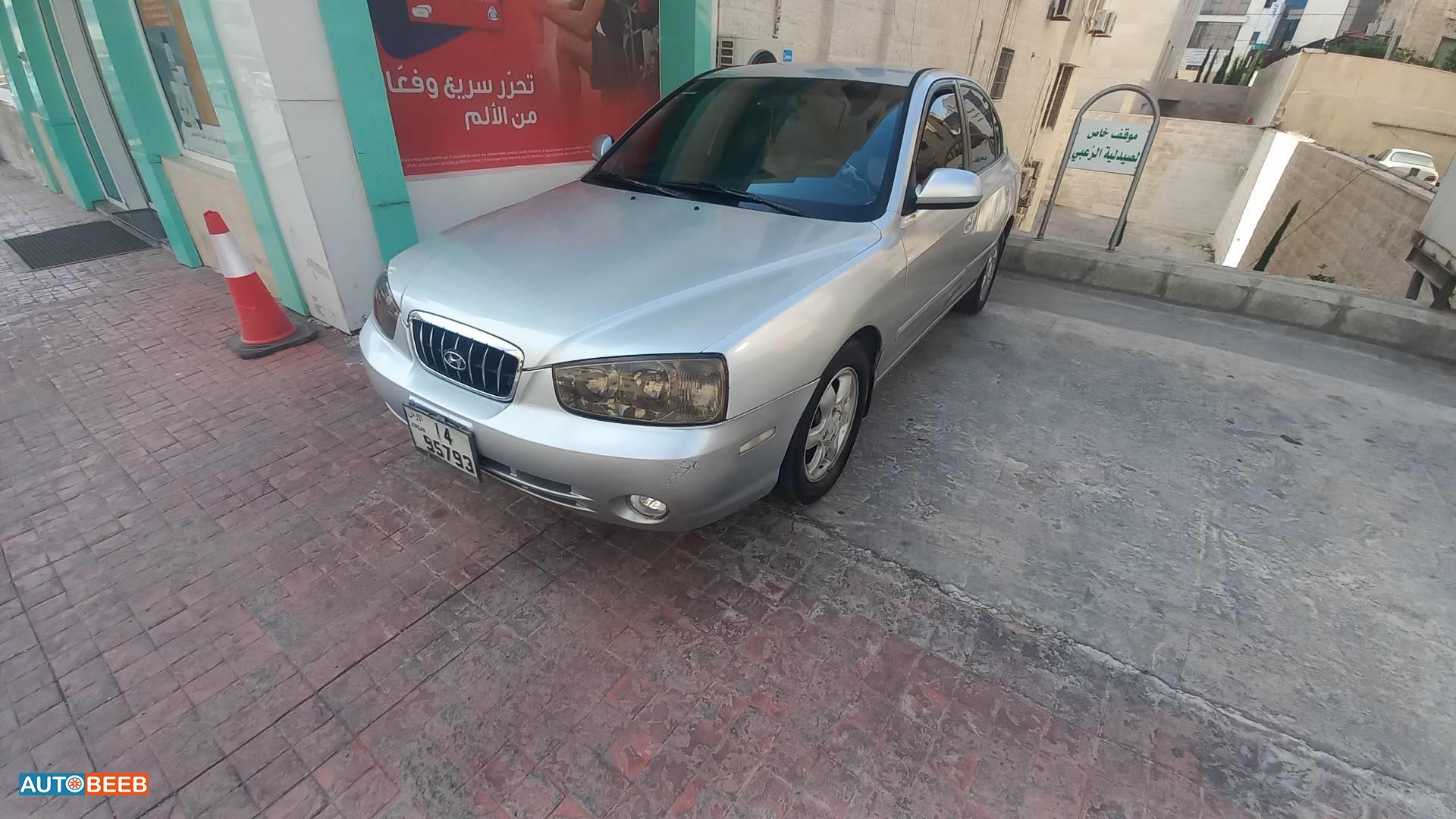 هيونداي افانتي 2001