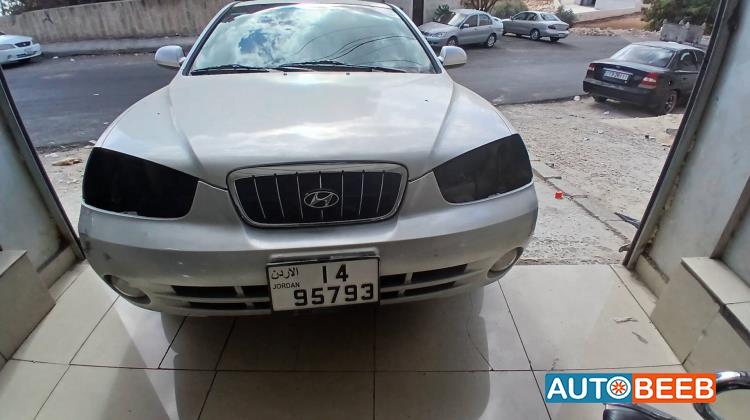 هيونداي افانتي 2001