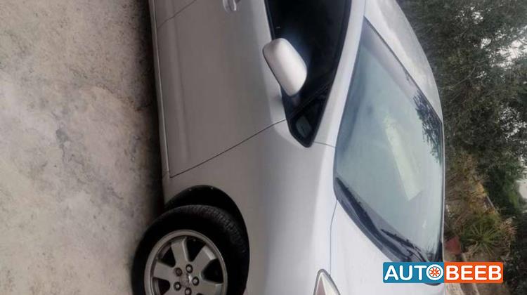 Toyota Prius 2005
