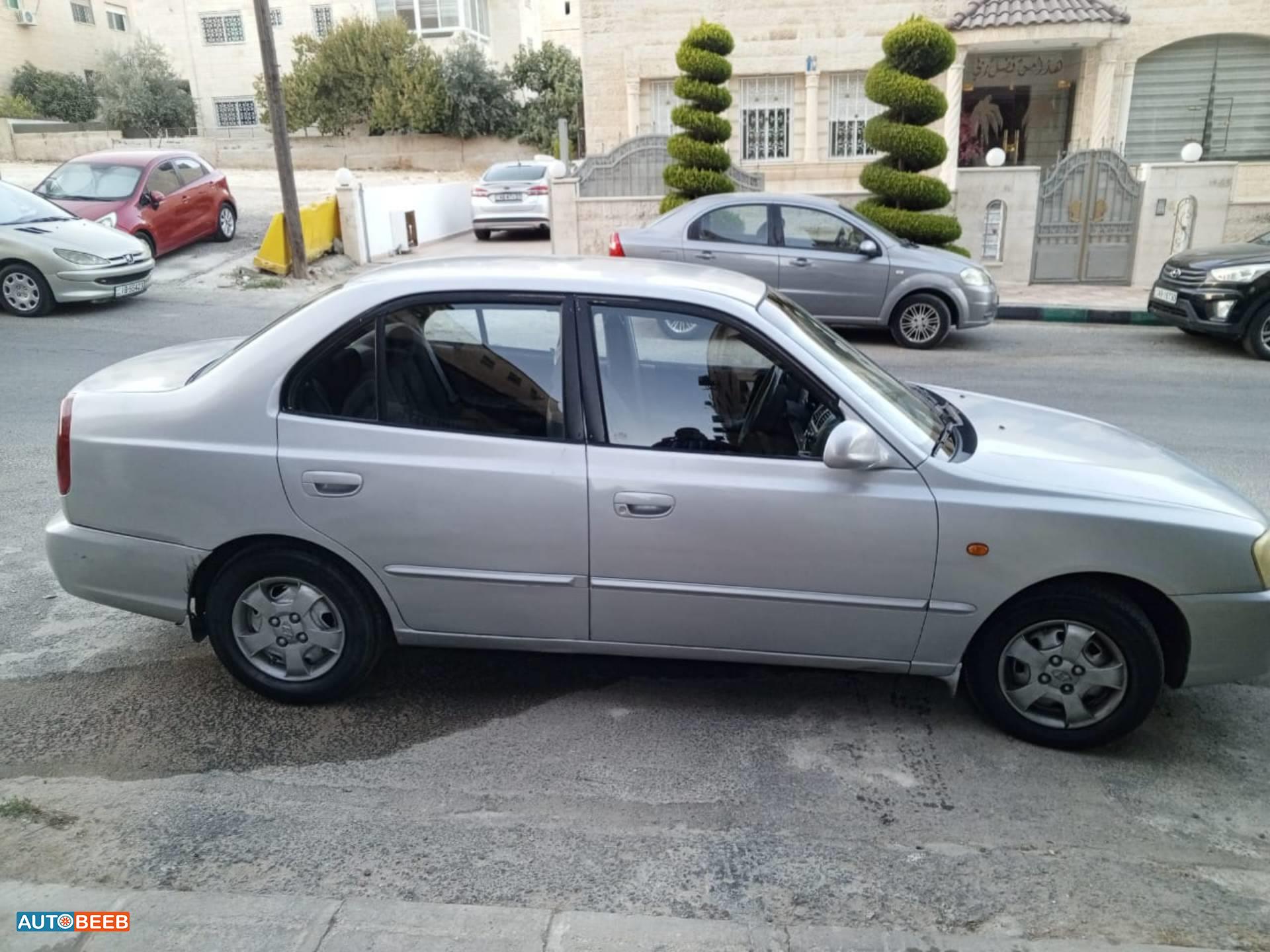 Hyundai Verna 2000
