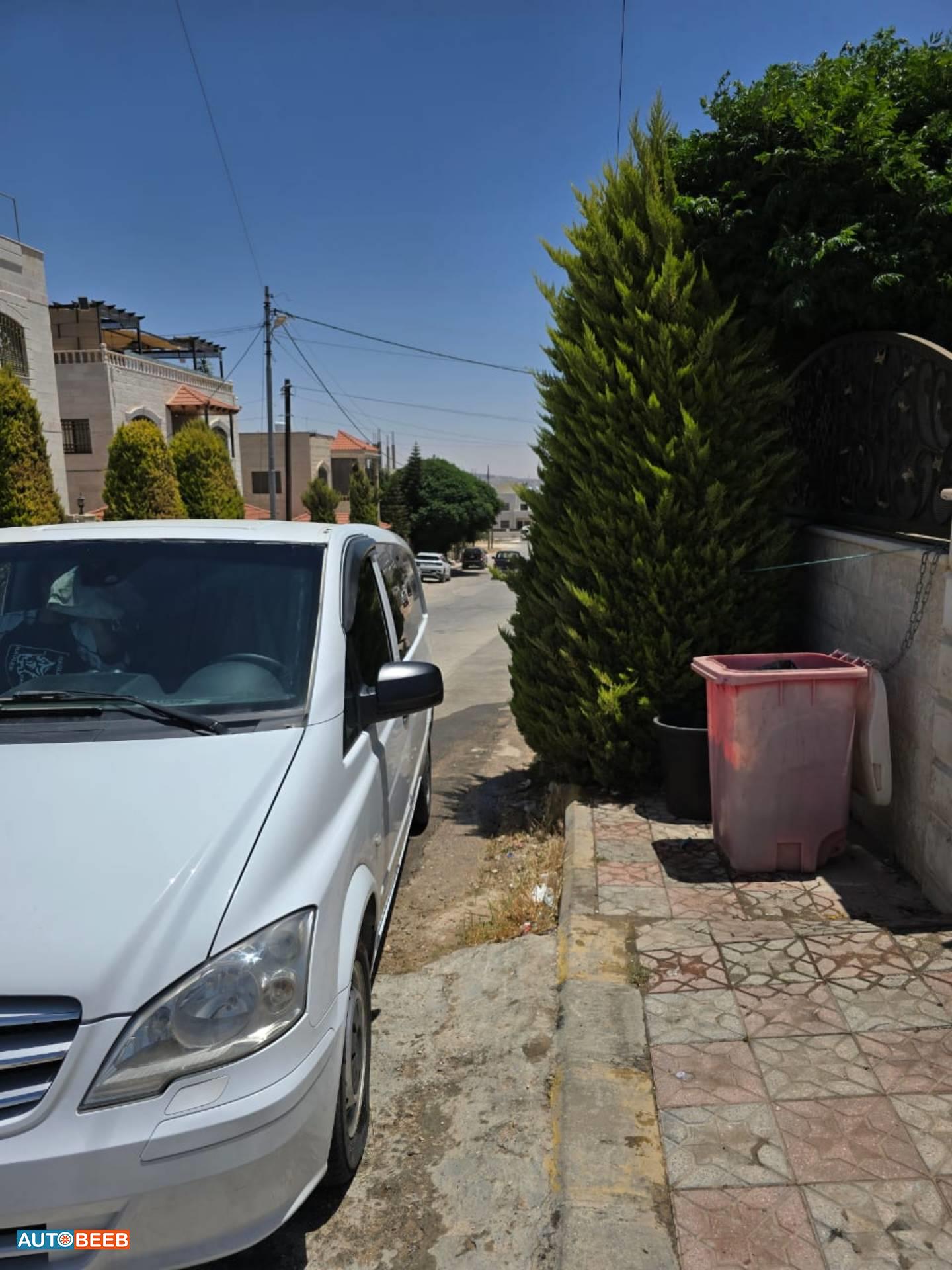 ميني باص مرسيدس بنز 2014