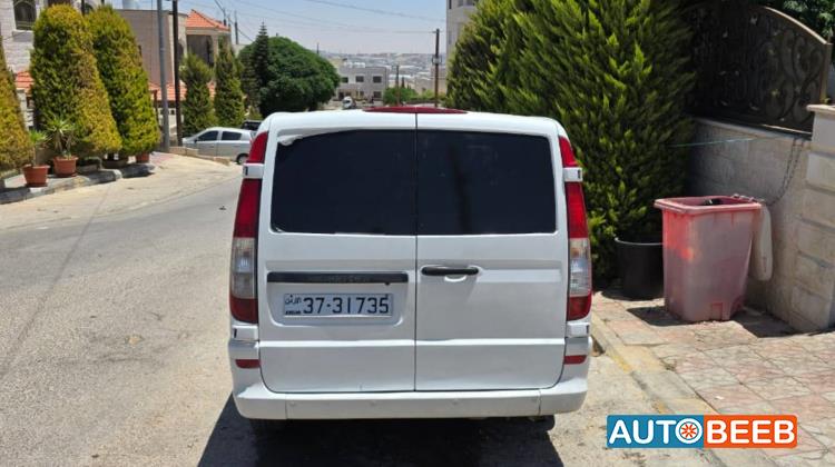 ميني باص مرسيدس بنز 2014